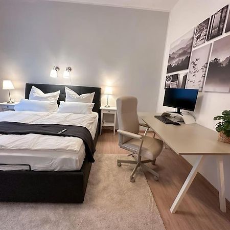 Modern City Apt. -With 2 Tv, Netflix And Work Desk 에센 외부 사진