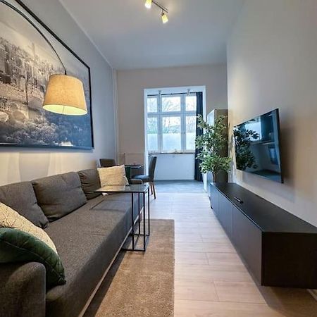 Modern City Apt. -With 2 Tv, Netflix And Work Desk 에센 외부 사진